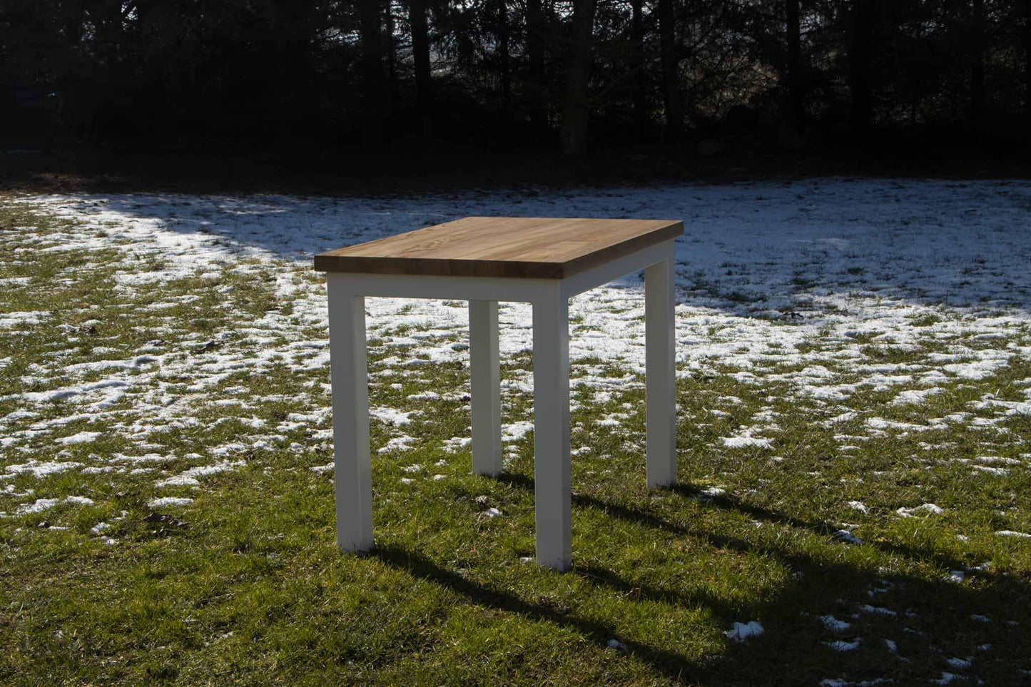 Klasyczny Stół z Dębowym Blatem