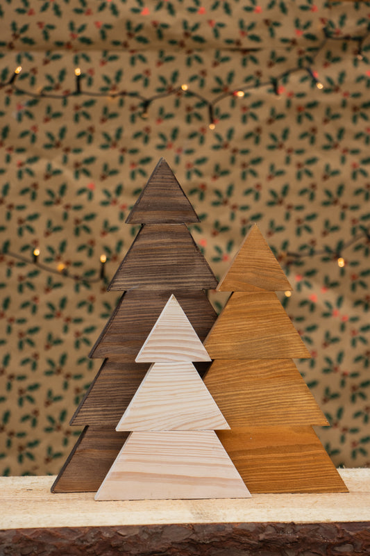 Set handgefertigter Weihnachtsbäume aus Holz (3 Stück)