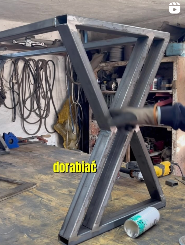 Daniel wykonuje stalowe konstrukcje do mebli – warsztat w kujawsko-pomorskim